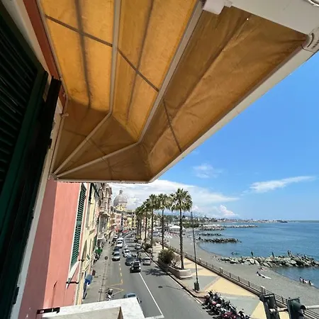 Loft 53 Waterfront Of Pegli Apartment