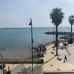 Loft 53 Waterfront Of Pegli * Genua
