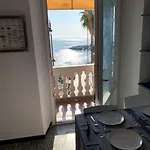 Apartment Loft 53 Waterfront Of Pegli *