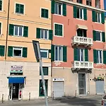 Apartment Loft 53 Waterfront Of Pegli