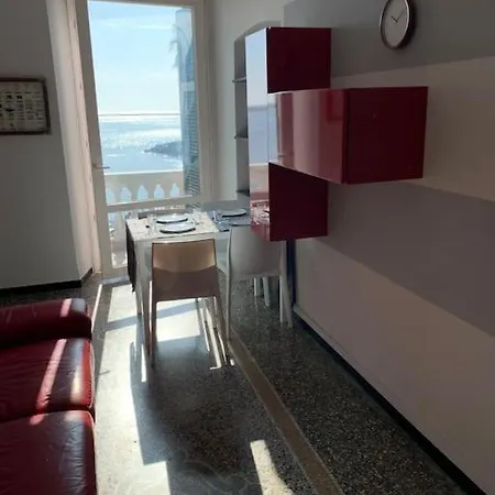 Lägenhet Loft 53 Waterfront Of Pegli