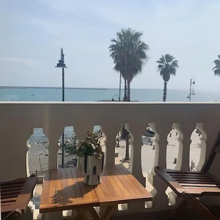 Loft 53 Waterfront Of Pegli Διαμέρισμα
